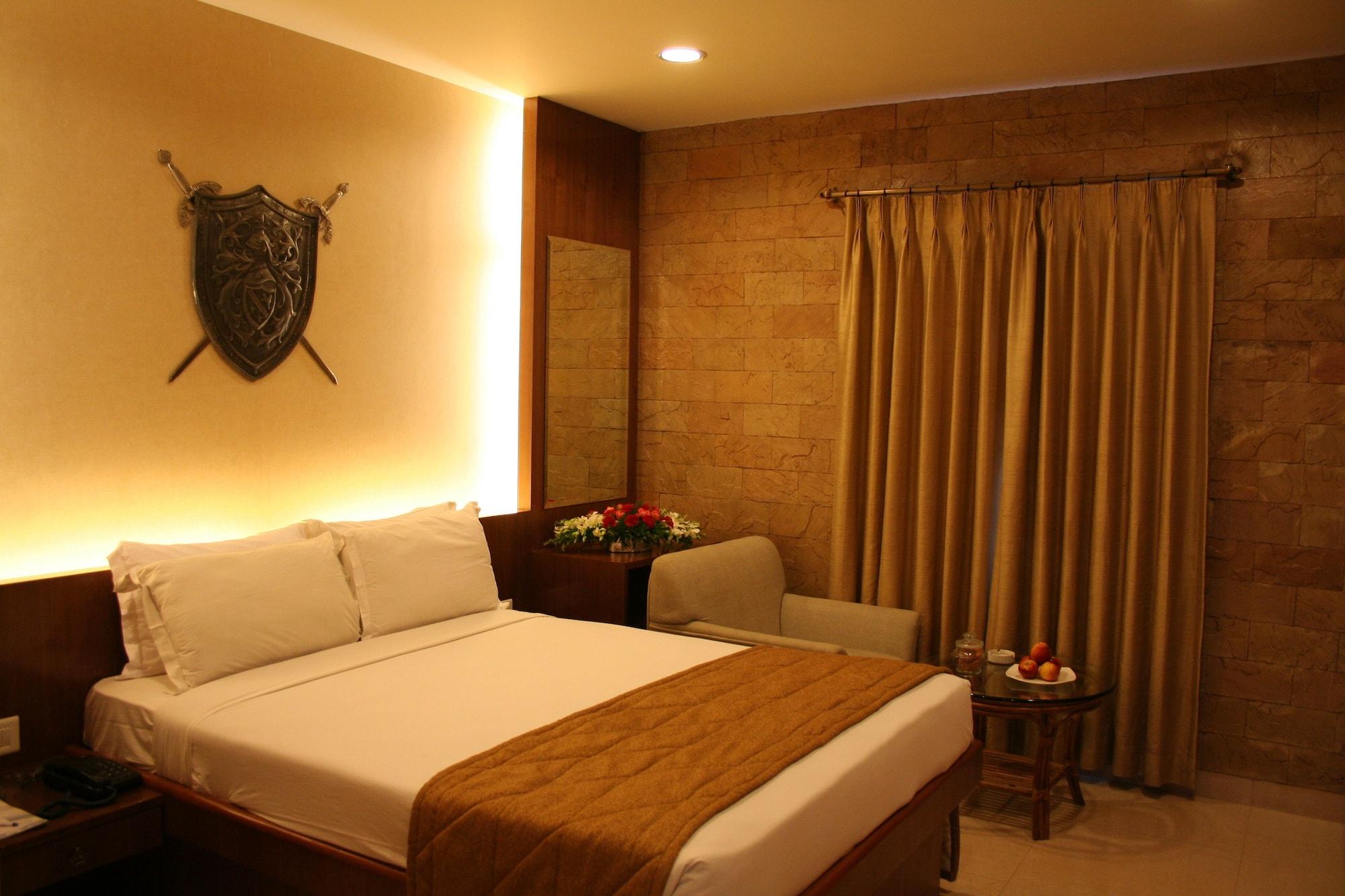 Best Western Amrutha Castle Hotell Hyderabad Exteriör bild