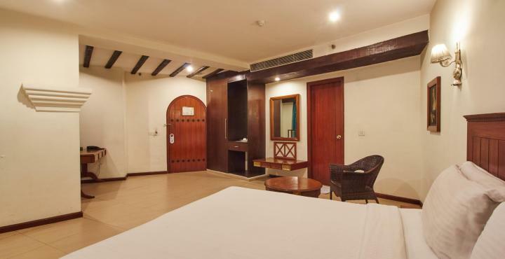 Best Western Amrutha Castle Hotell Hyderabad Exteriör bild